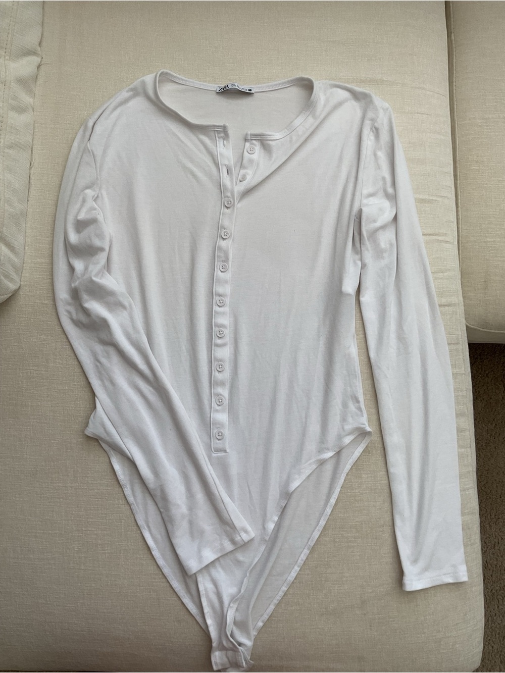 Zara White Long-Sleeve Henley Bodysuit - Picture 2 of 4